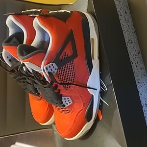 Mint Condition Air Jordan Retro 4 Men's Red Athletic Sneakers OG Box